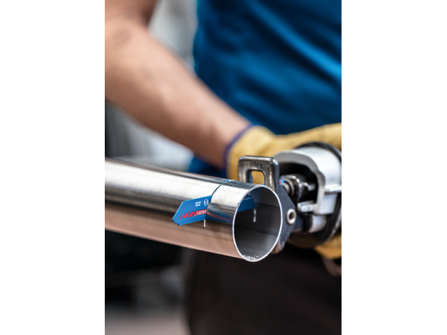 List Bosch za sabljasto žago EXPERT ‘Thin Tough Metal’ S 1022 EHMt, 200mm, 18TPI, za cevi, 2608900363